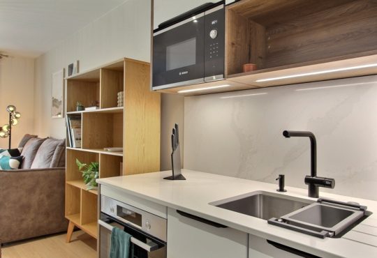 1-bedroom apartment with balcony and air conditioning near the Eiffel Tower