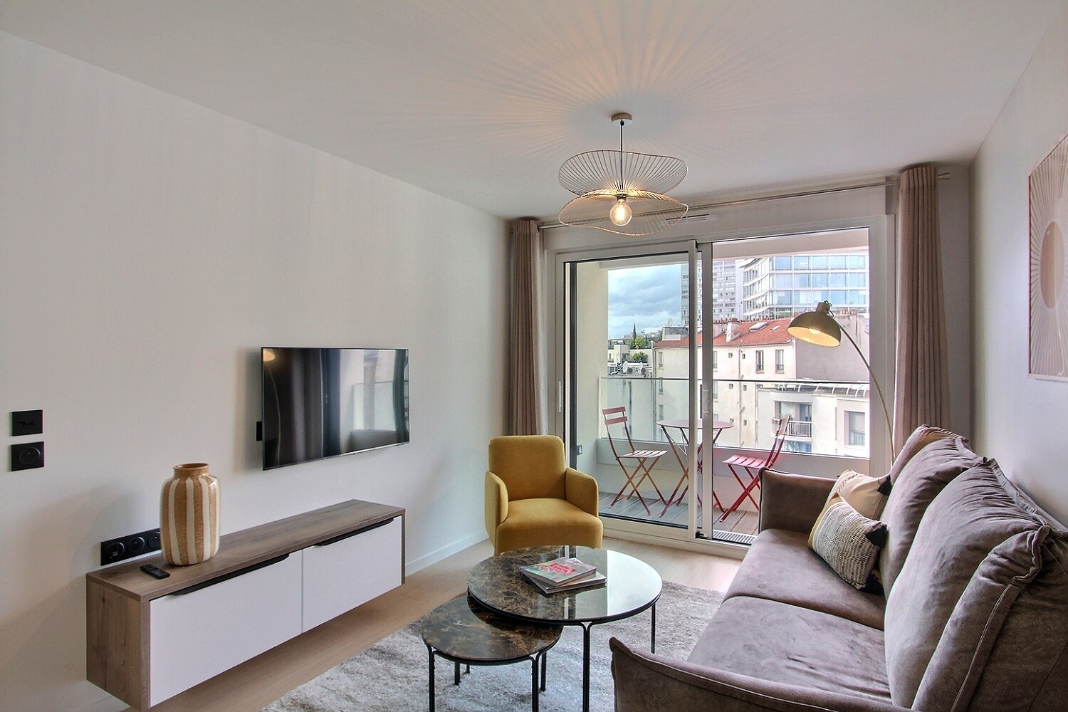 1-bedroom apartment with balcony and air conditioning near the Eiffel Tower