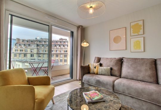 1-bedroom apartment with balcony and air conditioning near the Eiffel Tower