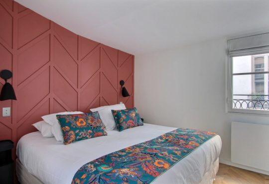 Stylish 2 bedrooms in the Marais