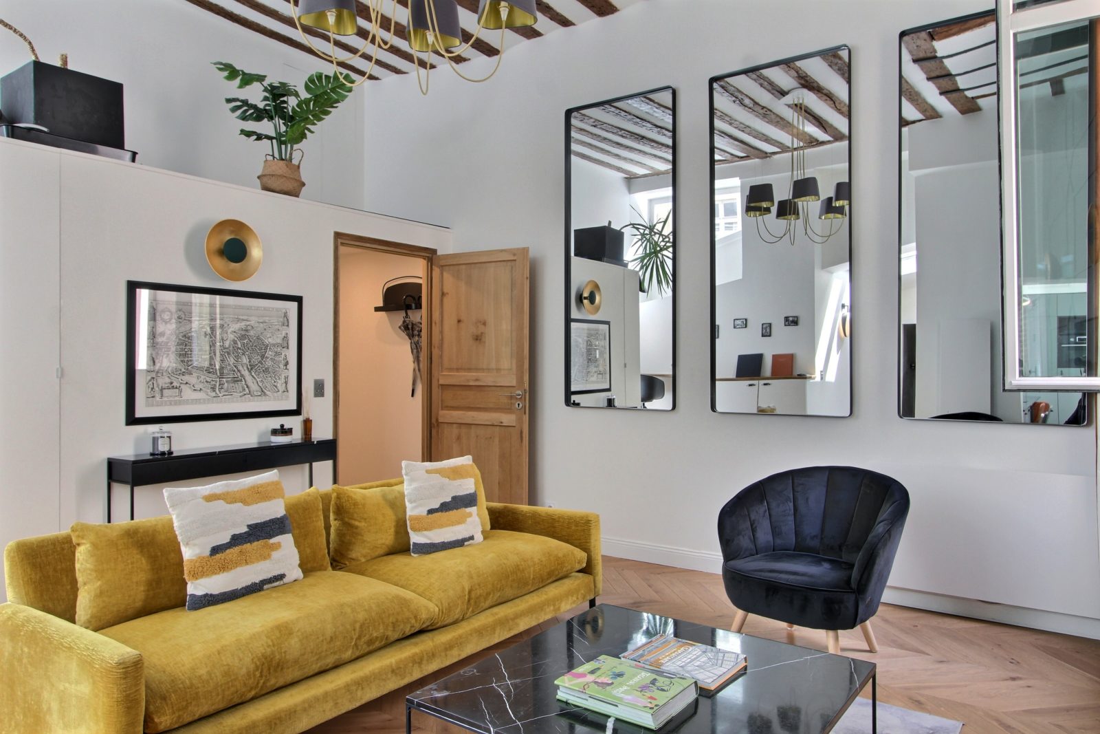 Stylish 2 bedrooms in the Marais