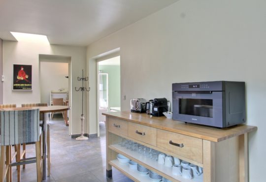 Bright 2-bedroom near Saint-Lazare and Opera