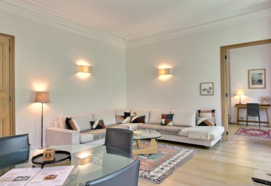 Beautiful 2-bedroom close to Notre-Dame-de-Paris