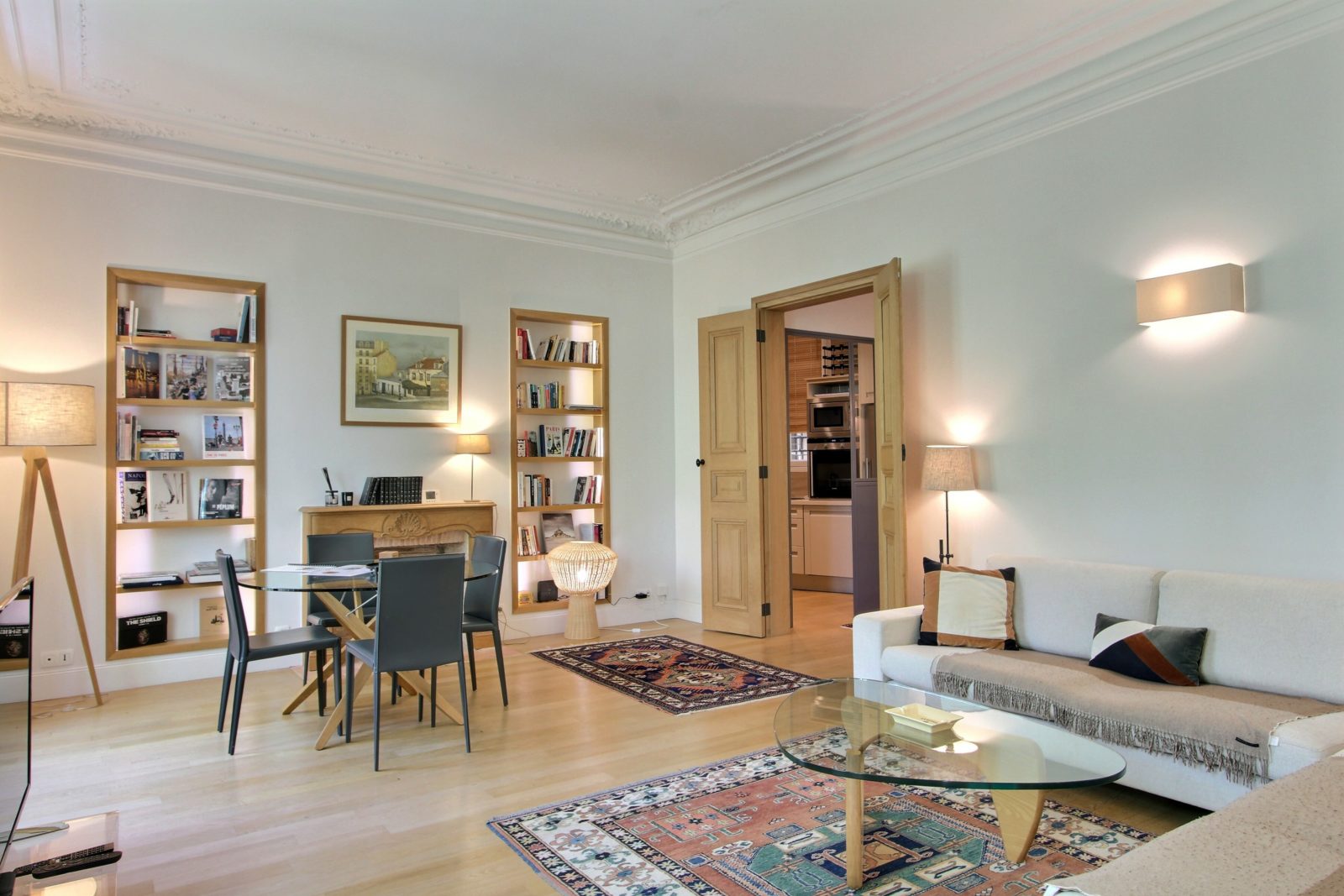 Beautiful 2-bedroom close to Notre-Dame-de-Paris